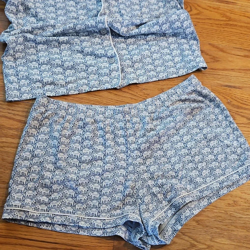 Roller Rabbit Gray Pajama Set - Picture 4 of 4